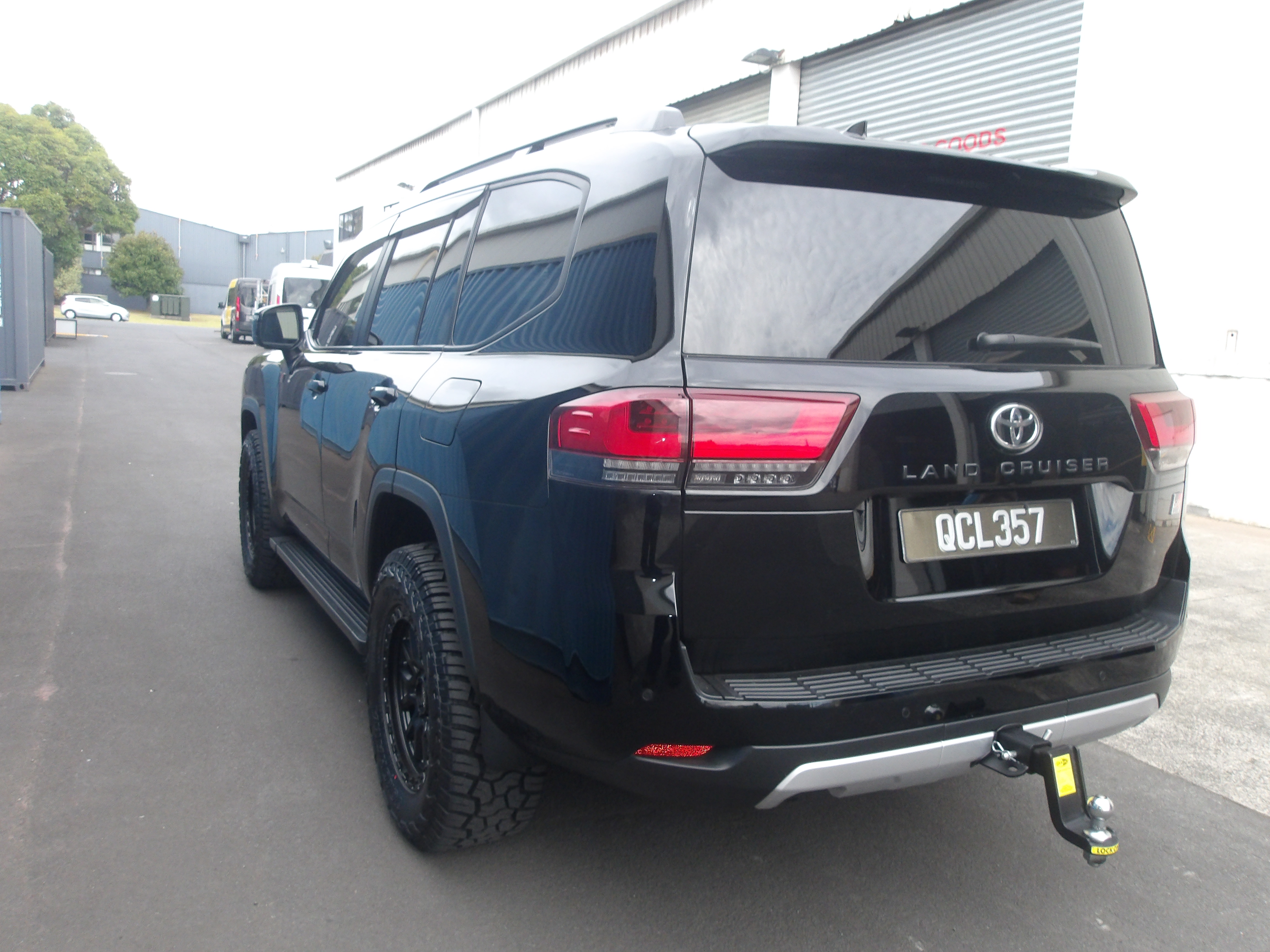 TOYOTA LANDCRUISER STATIONWAGON 2023-CURRENT